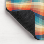 Farbenfrohe Retro-Wellen Vintage Mousepad (Ecke)
