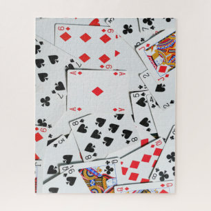Farbenfrohe Rolle des Pokers beim Kartenspielen Puzzle