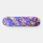 Farbenfrohe rosa blaue abstrakte Blumenmotive Skateboard (Horizontal)