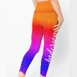 Farbenfrohe rosa blaue Orange Ombre Name des Effek Leggings<br><div class="desc">Farbenfrohe rosa blaue Orange Ombre Effect Name Leggings . Diese eleganten Leggings sind mit einem farbenfrohen,  rosa,  blauen Orange Ombre Effect Pattern bedruckt,  das Platz für Familiennamen bietet. Für jede Anpassung,  kontaktieren Sie mich bitte unter mypaperlove2021@gmail.com</div>