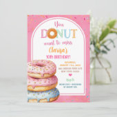 Farbenfrohe rosa Pastelle Sprinklerflecken Donuts  Einladung (Stehend Vorderseite)