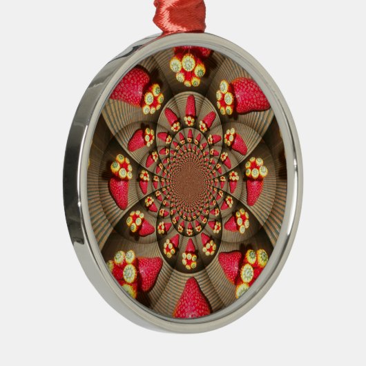 Farbenfrohe Rote Freude: Strawberry Kaleidoskop Ku Silbernes Ornament (Rechts)