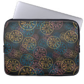 Farbenfrohe Sand-Dollar-Muster auf schwarz Laptopschutzhülle (Vorderseite)