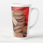 Farbenfrohe Sandwichkekse Milchtasse (Rechts)