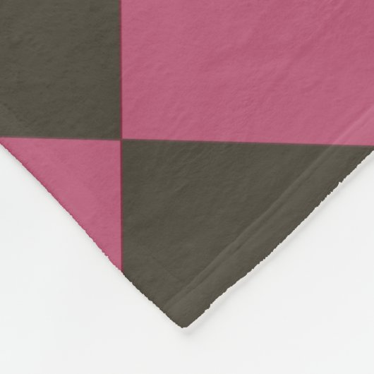 Farbenfrohe Schachbretter - Choco Cherry Fleecedecke (Ecke)