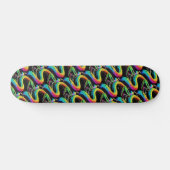 Farbenfrohe Schlangen-Illustration Skateboard (Horizontal)