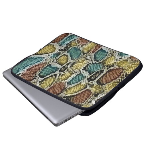 Farbenfrohe Schlangenhaut: nahtloses Design. Laptopschutzhülle (Vorne Knopf)