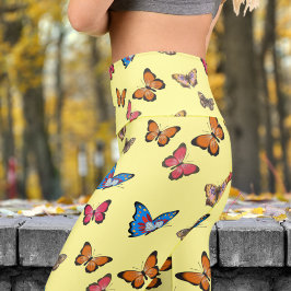 Farbenfrohe Schmetterlinge auf dem Canary Pattern Capri Leggings