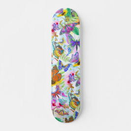 Farbenfrohe Schmetterlinge und Blume Skateboard