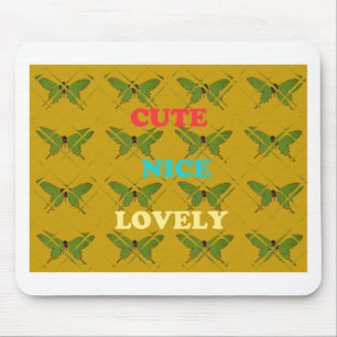 Farbenfrohe Schmetterlingsdekoration: Niedlich, sc Mousepad