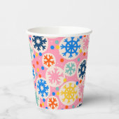Farbenfrohe Schneeflocken im rosa Urlaubsmuster Pappbecher (Links)