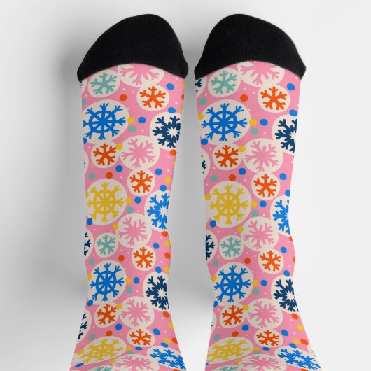 Farbenfrohe Schneeflocken im rosa Urlaubsmuster Socken (Oben)