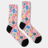 Farbenfrohe Schneeflocken im rosa Urlaubsmuster Socken (Rechts)