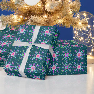 Farbenfrohe Schneeflocken in Dunkelblau Geschenkpapier