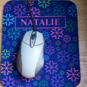 Farbenfrohe Schneeflocken Muster auf Blue Pink Nam Mousepad