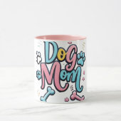 Farbenfrohe Script Dog Mama Paws Mütter Day Tasse (Zentrum)