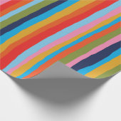 Farbenfrohe Serrate Streifen bemalt Boho Muster Geschenkpapier (Ecke)