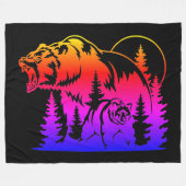 Farbenfrohe Silhouette mit Wald und Sonnenuntergan Fleecedecke (Vorderseite (Horizontal))