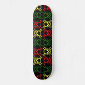 Farbenfrohe Skulls Skateboard (Vorderseite)