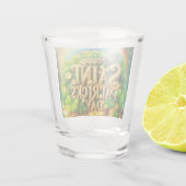 Farbenfrohe, skurrile Rainbow St. Patrick's Day Schnapsglas (Rückseite)