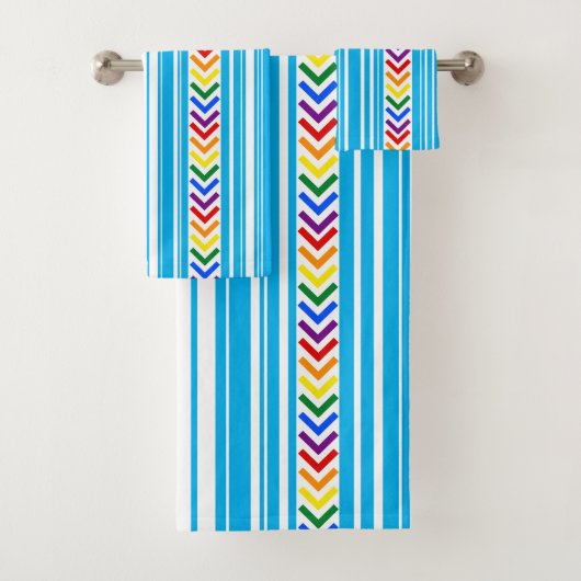 Farbenfrohe Sky Blue White Strip und Regenbogenmus Badhandtuch Set (Insitu)