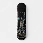 Farbenfrohe Skyline in Manhattan Skateboard (Vorne)