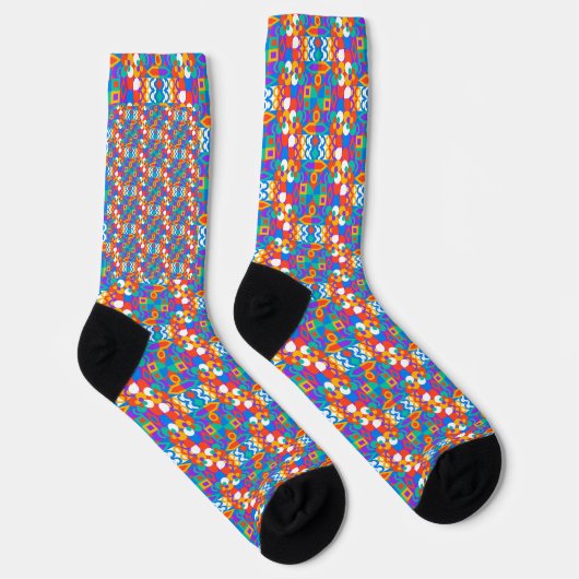 Farbenfrohe Socken mit einem lebendigen geometrisc (Rechts)