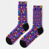 Farbenfrohe Socken mit kompliziertem, symmetrische (Linkes Detail)