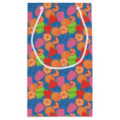 Farbenfrohe Sommerfrucht Muster auf Deep Blue Kleine Geschenktüte (Rückseite)