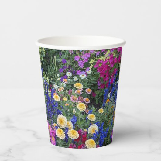 Farbenfrohe Sommergarten Pappbecher (Rückseite)