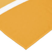 Farbenfrohe sommerliche Retrowellen Tischdecke (Schrägansicht)