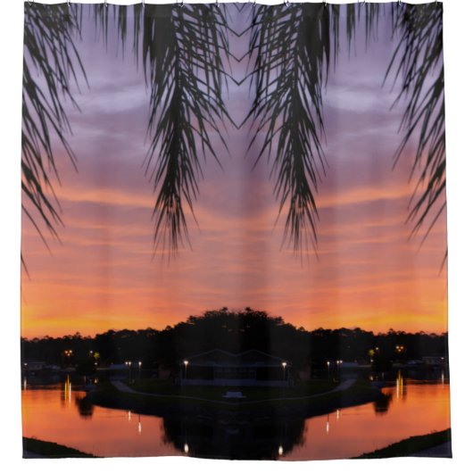 Farbenfrohe Sonnenuntergangsszene durch die Palme Duschvorhang (Vorderseite)