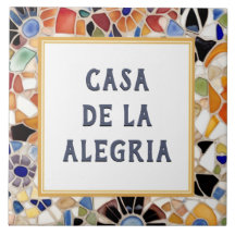 Farbenfrohe Spanische Mosaikstuben