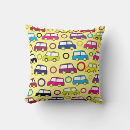Farbenfrohe Spielzeugwagen Muster für Kinderjunge Kissen