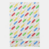 Farbenfrohe Sprinklen und Eisdiele Pop Sommermuste Geschirrtuch (Vertikal)