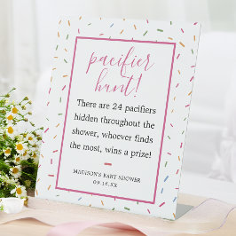 Farbenfrohe Sprinkles Kinderdusche Schnuller Jagds Sockelschild