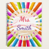 Farbenfrohe Stifte Lehrerin Wertschätzung Planer (Vorderseite)