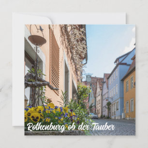 Farbenfrohe Straße in Rothenburg ob der Tauber