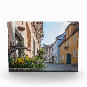 Farbenfrohe Straße in Rothenburg ob der Tauber Fotoblock