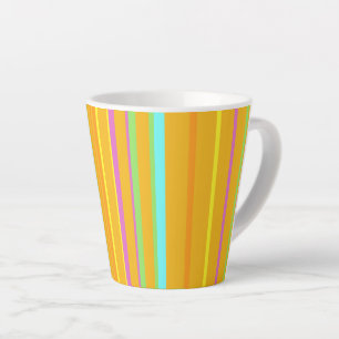 Farbenfrohe Streifen Kruste. BG Color Orange Latte Milchtasse