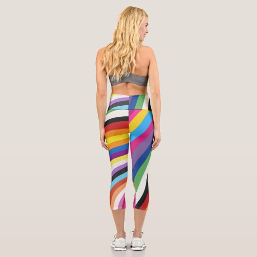 Farbenfrohe Streifen Muster Capri Leggings (Rückseite)
