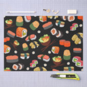 Farbenfrohe Sushi im schwarzen Hintergrund Seidenpapier (Handwerk)