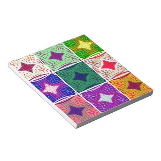 Farbenfrohe Tafel: Ein sternes Design Notizblock (angewinkelt)