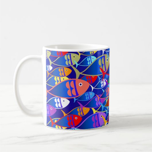Farbenfrohe Tasse für das Fischdesign (Links)