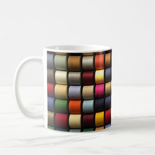 Farbenfrohe Threadpools Kaffeetasse (Links)