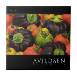 Farbenfrohe Tomate und Lila Bell Pepper Medley Fliese