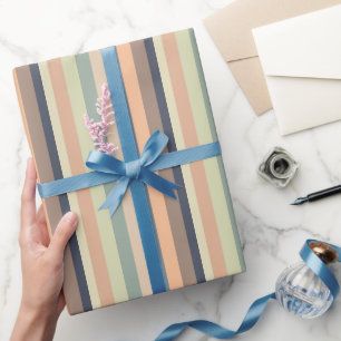 Farbenfrohe trendige Streifen Geburtstag Geschenkpapier