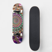 Farbenfrohe Trippy Groovy Fraktal Skateboard (Vorderseite)