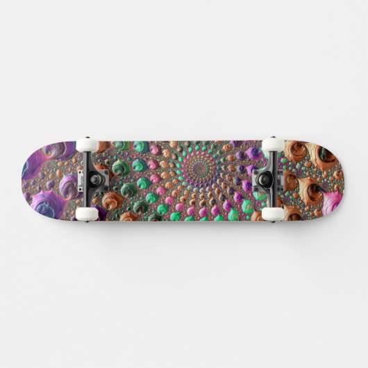 Farbenfrohe Trippy Groovy Fraktal Skateboard (Horizontal)
