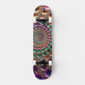 Farbenfrohe Trippy Groovy Fraktal Skateboard (Vorderseite)